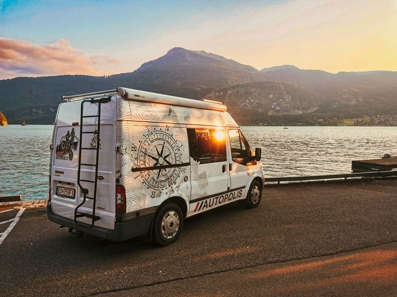 Výlet k hoře Schafberg s obytným campervanem