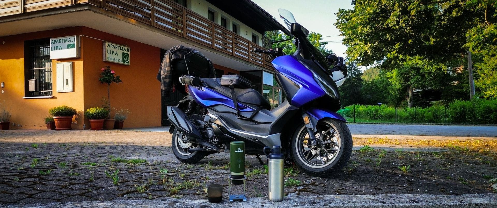 HEADER_Cestovny_prenosny_kavovar_MOKA_GO_2025_49